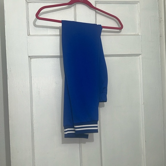 “Send Ur Price?” Amazing Royal Blue Blazer With Striped Cuffs & Matching Pants 💙 - Picture 9 of 9